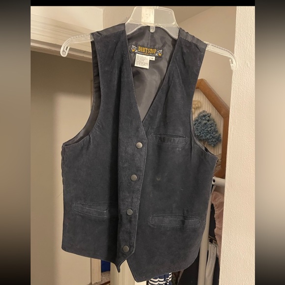 Vintage Leather Vest - Picture 2 of 4